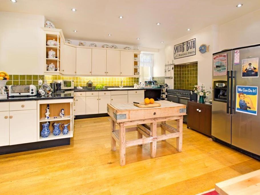 Bed and Breakfast Anchor House Дартмаут Экстерьер фото